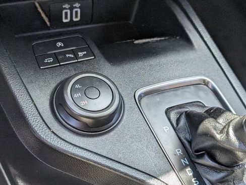 Used 2019 Ford Ranger Lariat w/ Equipment Group 501A Mid image 29