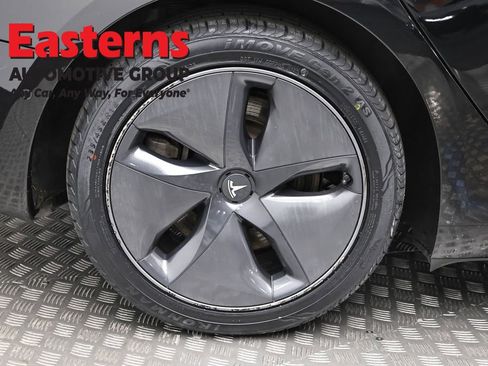 Used 2019 Tesla Model 3 Standard Range RWD image 23