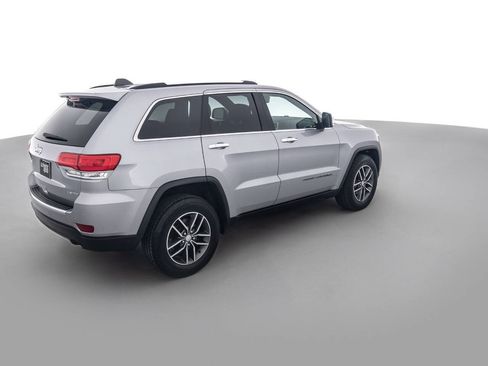 Used 2018 Jeep Grand Cherokee Limited AWD/4WD image 5