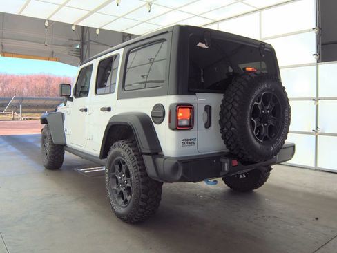 Used 2023 Jeep Wrangler Unlimited w/ Cold Weather Group image 4