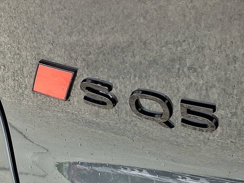 New 2026 Audi SQ5 Prestige AWD/4WD image 11
