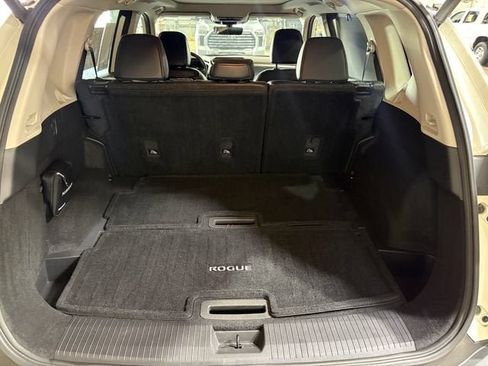 Used 2023 Nissan Rogue SL w/ SL Premium Package AWD/4WD image 7