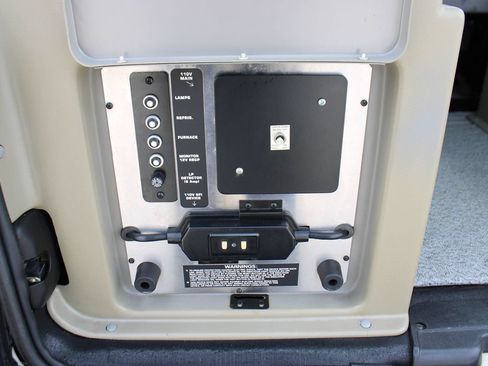 Used 1997 Volkswagen Eurovan Camper FWD image 33