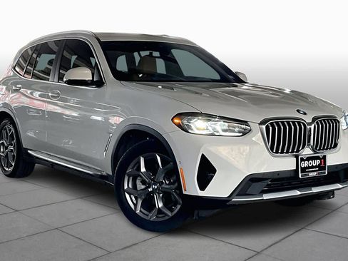 Used 2023 BMW X3 sDrive30i w/ Premium Package image 3