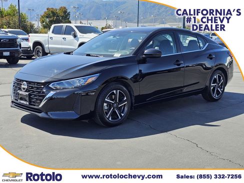 Used 2024 Nissan Sentra SV FWD image 3