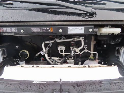 Used 2024 Chevrolet Brightdrop 400 w/ Commercial Equipment Package image 32