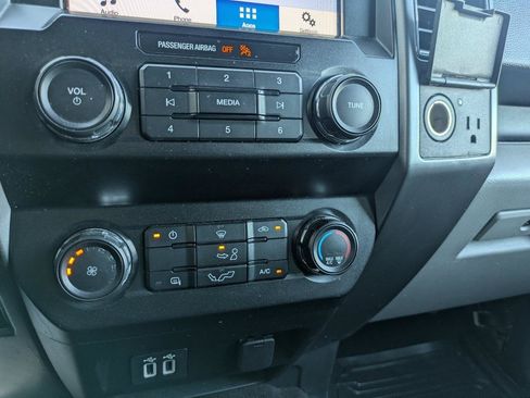 Used 2019 Ford F150 XLT AWD/4WD image 26