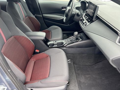 Certified 2025 Toyota Corolla SE FWD image 25