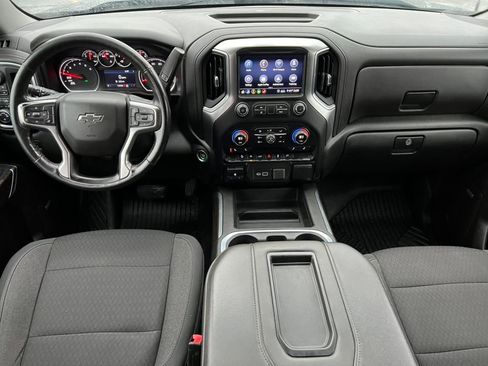 Used 2020 Chevrolet Silverado 1500 LT Trail Boss image 3