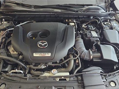 Used 2022 MAZDA MAZDA3 s image 25
