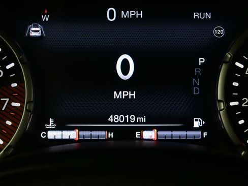 Used 2023 Jeep Renegade Latitude AWD/4WD image 23