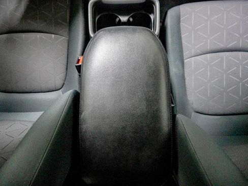 Used 2019 Toyota RAV4 XLE w/ All Weather Liner Package image 28