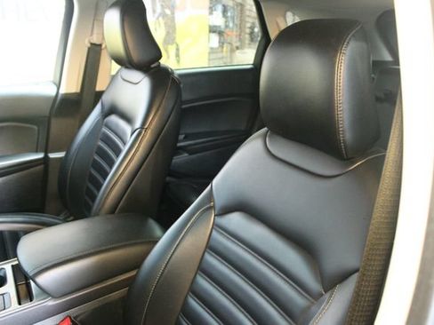 Used 2024 Ford Edge SEL AWD/4WD image 20