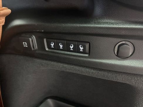 Used 2023 Jeep Grand Cherokee L Summit w/ Luxury Tech Group V RWD image 26