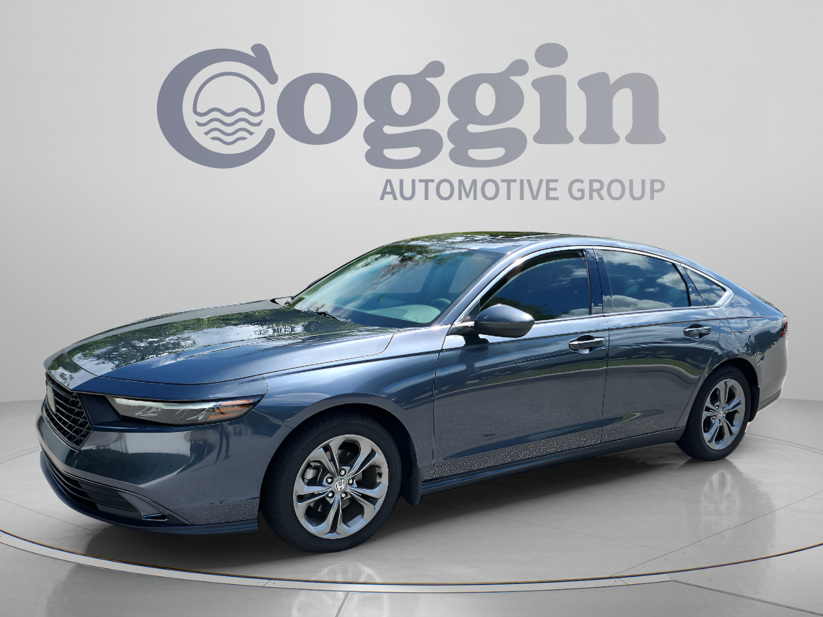 Used 2024 Honda Accord EX image 1