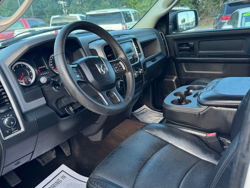 Used 2015 RAM 1500 Express RWD image 9