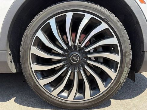 Used 2019 Lincoln Nautilus Black Label w/ Cargo Utility Package AWD/4WD image 24