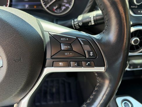 Used 2021 Nissan Sentra SV FWD image 14