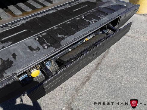 Used 2022 Ford F250 Lariat w/ Lariat Value Package AWD/4WD image 11