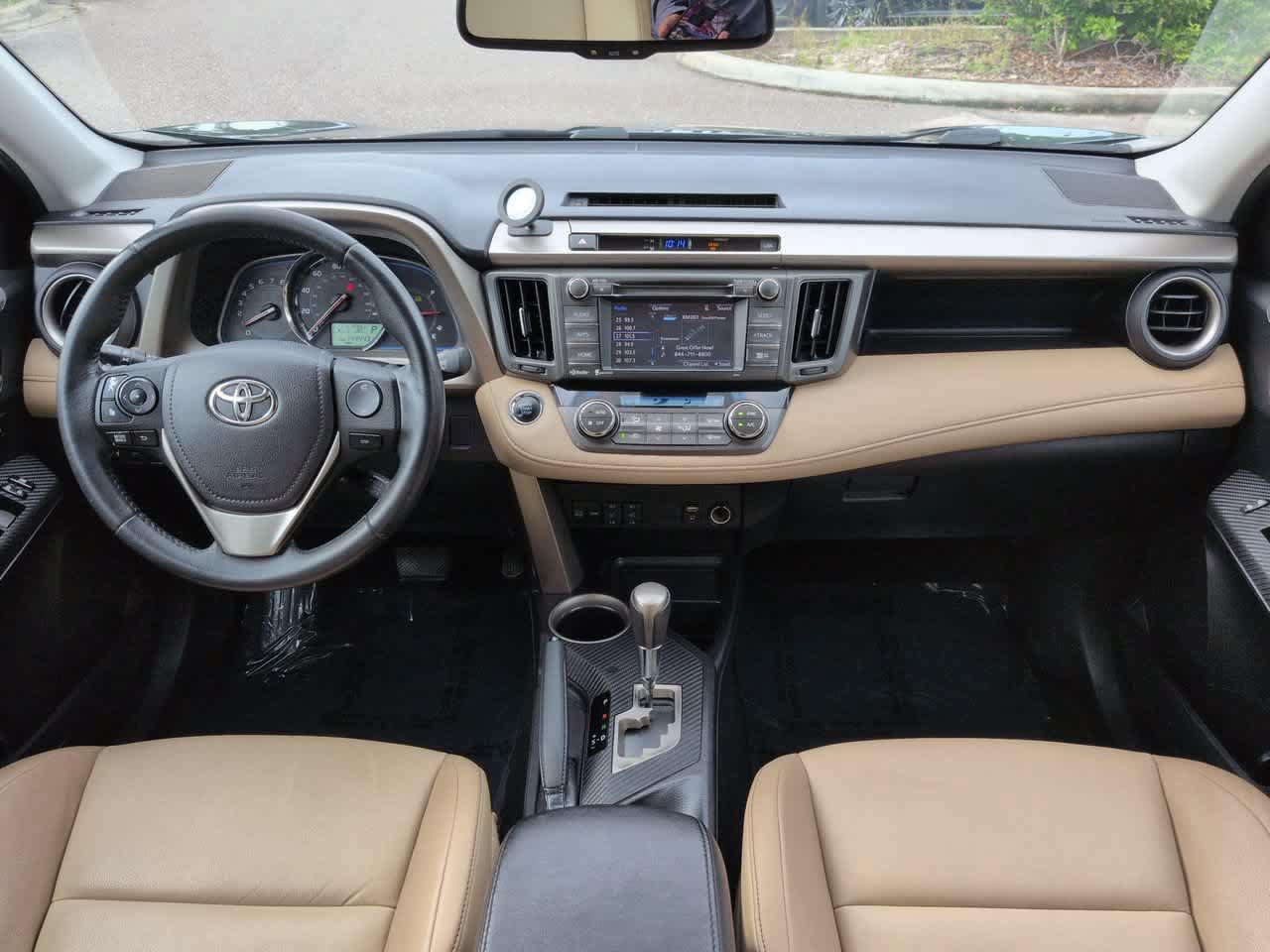 Used 2014 Toyota RAV4 Limited w/ Technology Package FWD image 14