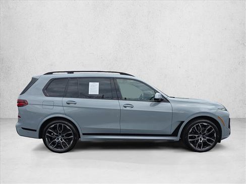 Used 2024 BMW X7 xDrive40i w/ M Sport Package image 4