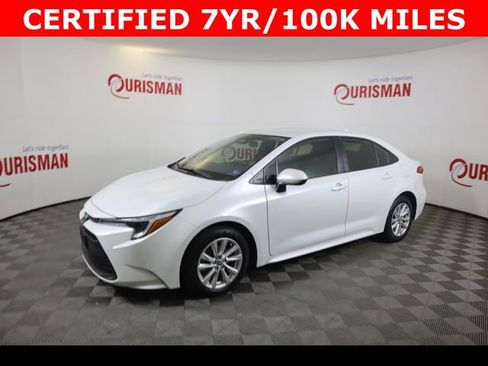 Used 2024 Toyota Corolla LE w/ LE Convenience Package FWD image 5