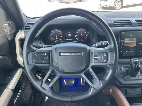 Used 2024 Land Rover Defender 110 X image 16