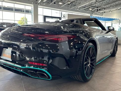 New 2024 Mercedes-Benz SL 63 AMG 4MATIC image 6