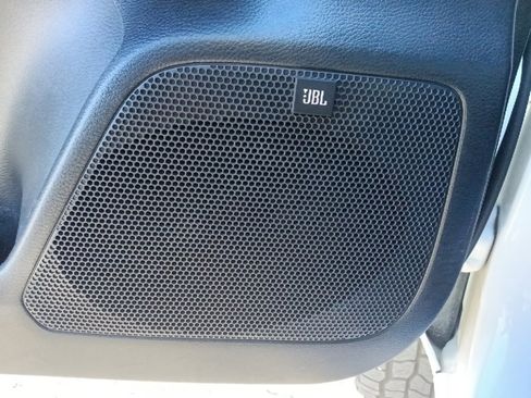 Used 2022 Toyota Tacoma TRD Off-Road image 12