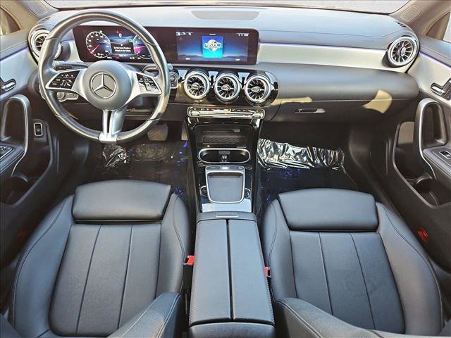 Used 2025 Mercedes-Benz CLA 250 image 23