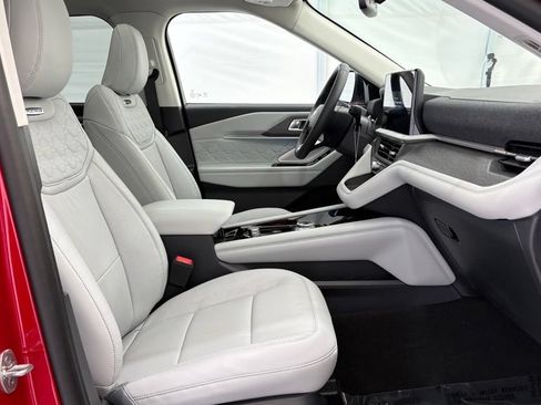 New 2026 Ford Explorer Platinum w/ LUX Leather Package AWD/4WD image 23