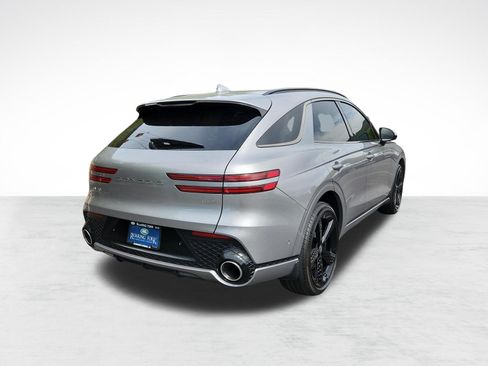 Used 2023 Genesis GV70 2.5T w/ Sport Prestige Package AWD/4WD image 8