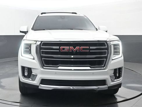 Used 2022 GMC Yukon XL SLT w/ SLT Premium Package RWD image 5