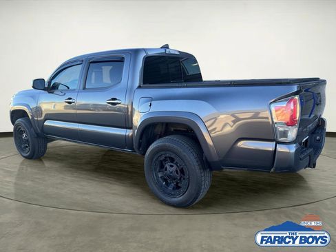 Used 2019 Toyota Tacoma Limited image 2