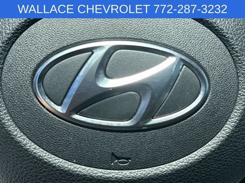 Used 2024 Hyundai Palisade SEL w/ Premium Package FWD image 23