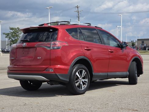 Used 2016 Toyota RAV4 XLE FWD image 17