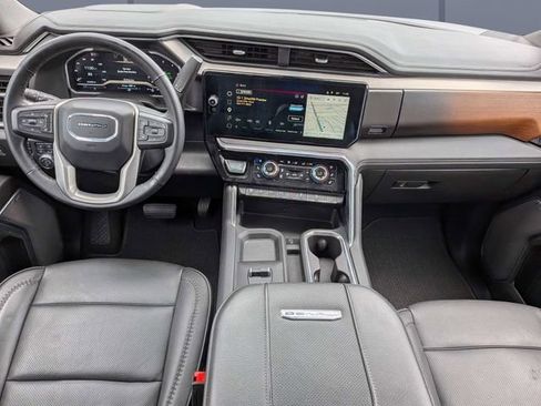 Used 2024 GMC Sierra 2500 Denali w/ Denali Reserve Package AWD/4WD image 15