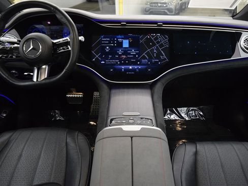 Certified 2023 Mercedes-Benz EQS 580 4MATIC Sedan image 20