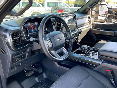 Used 2022 Ford F150 XLT w/ Equipment Group 302A High image 13