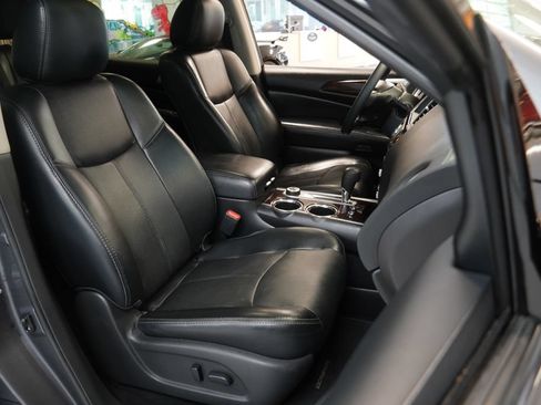 Used 2016 Nissan Pathfinder Platinum AWD/4WD image 38