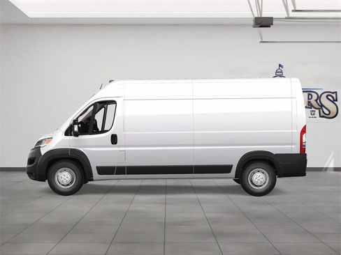 New 2024 RAM ProMaster 2500 w/ Power Group image 3