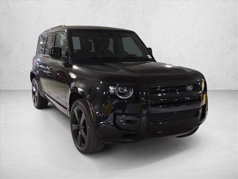 New 2026 Land Rover Defender 110 X-Dynamic SE AWD/4WD image 3