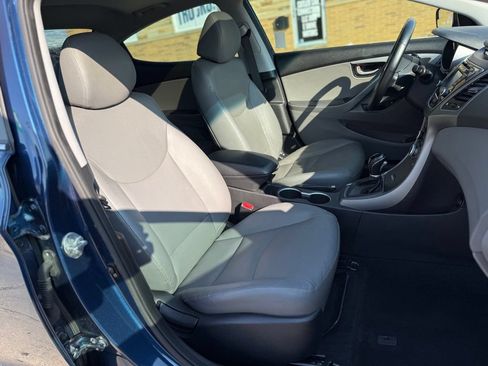 Used 2014 Hyundai Elantra Sport FWD image 25