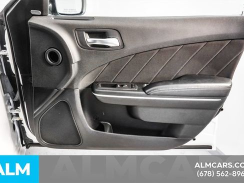 Used 2023 Dodge Charger SXT image 40