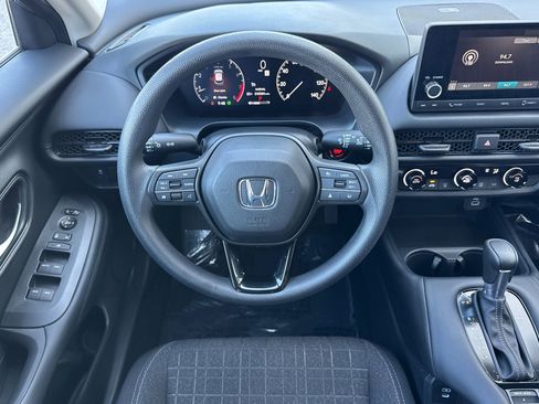 Certified 2025 Honda HR-V LX image 30