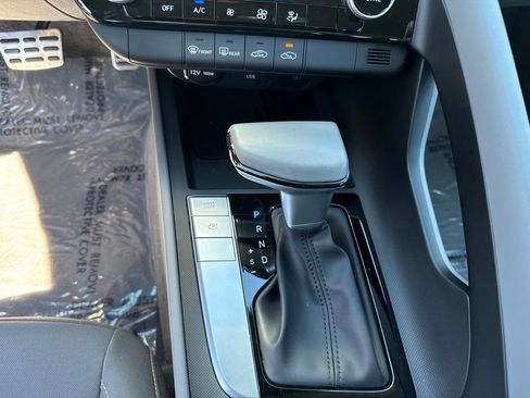 Certified 2025 Hyundai Elantra Sport FWD image 27