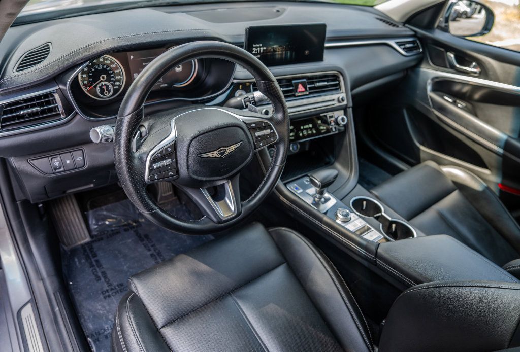 Used 2025 Genesis G70 2.5T RWD image 4
