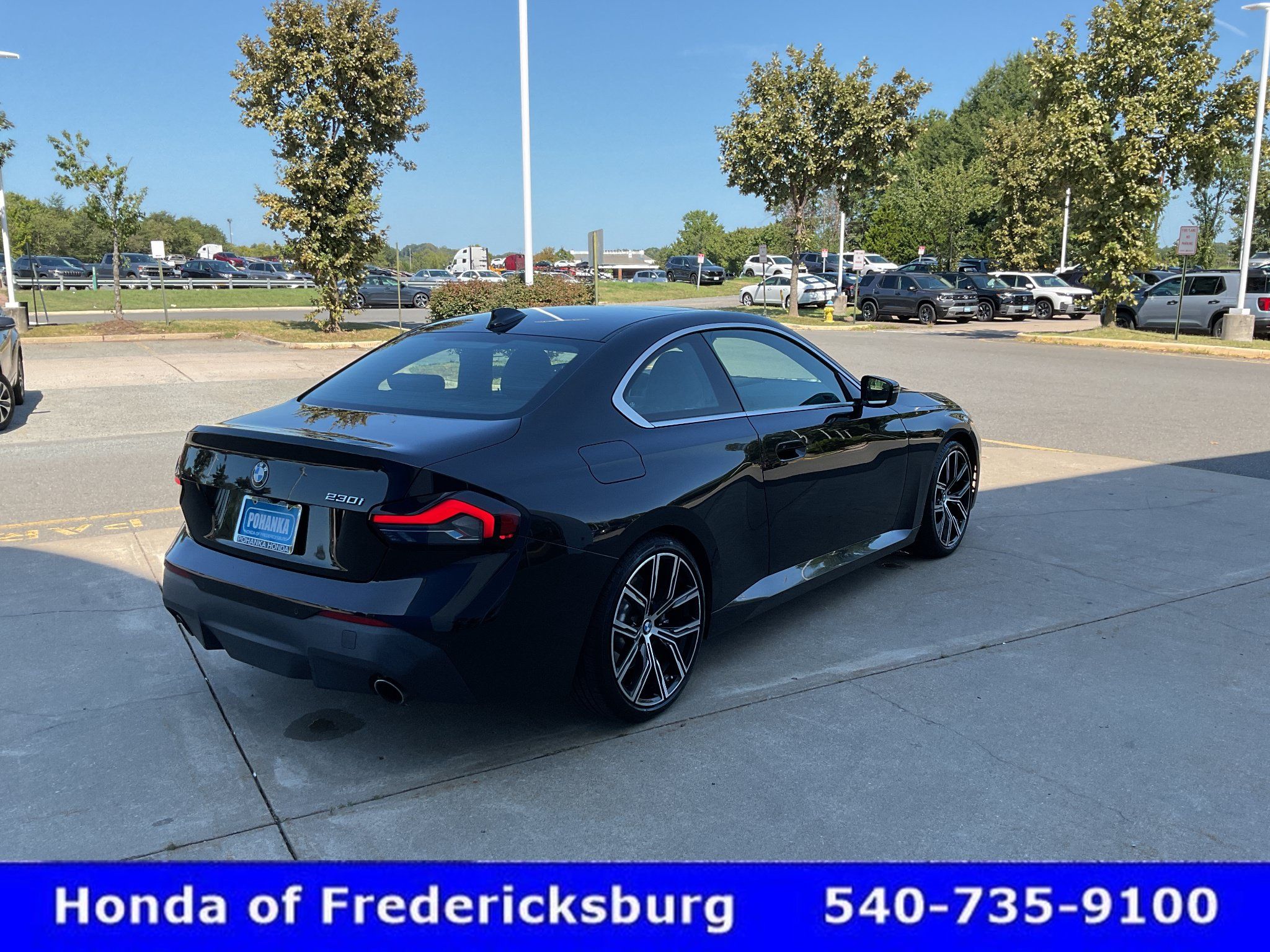 Used 2022 BMW 230i Coupe w/ Premium Package 2 RWD image 5