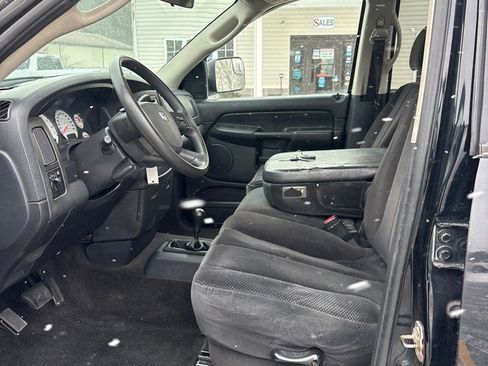 Used 2005 Dodge Ram 1500 Truck SLT image 9