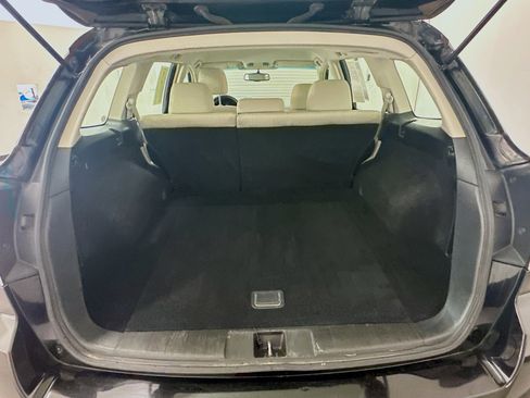 Used 2012 Subaru Outback 2.5i w/ Alloy Wheel Pkg image 28